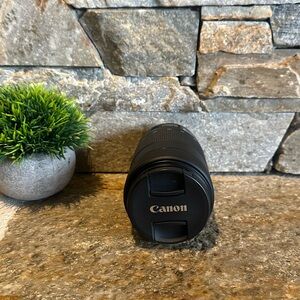 Canon 70-300mm Image Stabilizer Nano USM